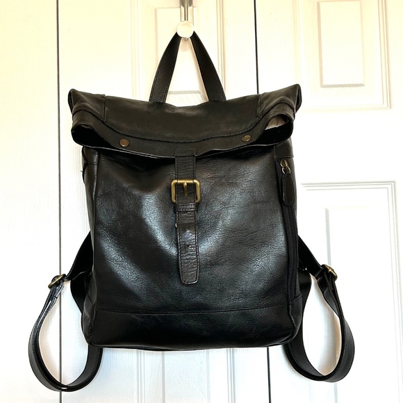 In Pell by Valentina Made in Italy Black Leather Backpack - Picture 13 of 17